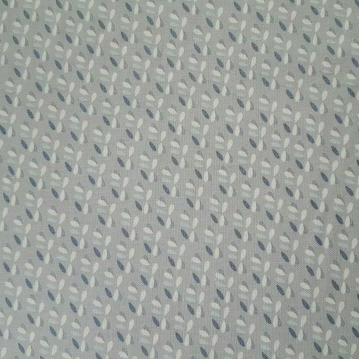 3.75 Yards Vintage 100% Cotton Fabric Width 45", White Leaves on Teal