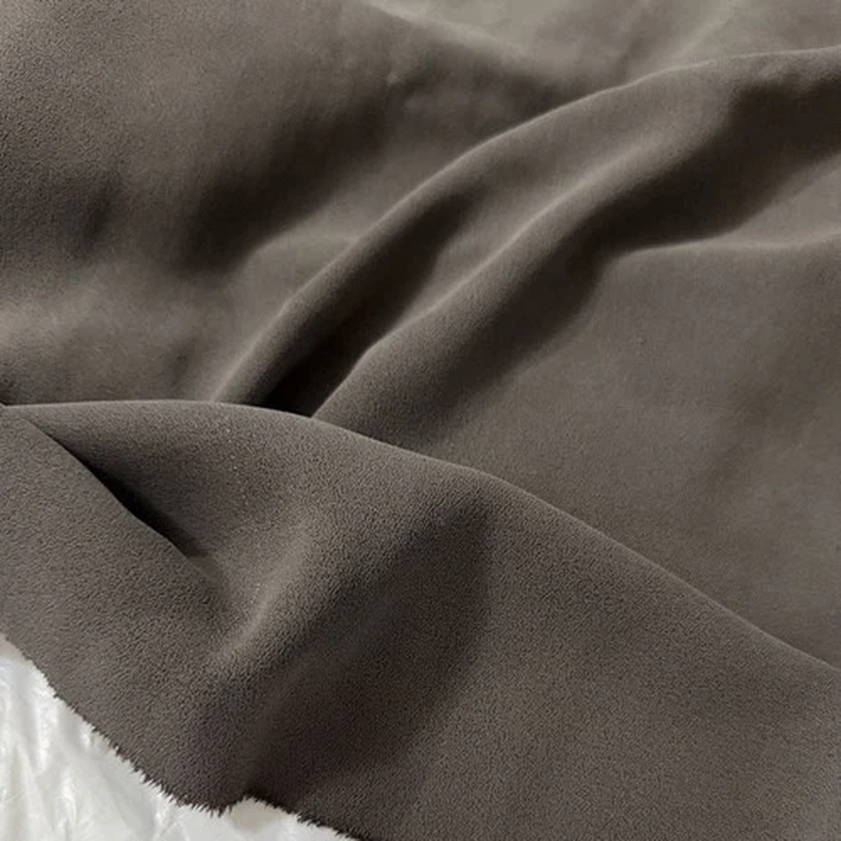 50% Silk 50% Wool Heavy Fabric 3m Long X 40wide 180gsm Craft Sewin...