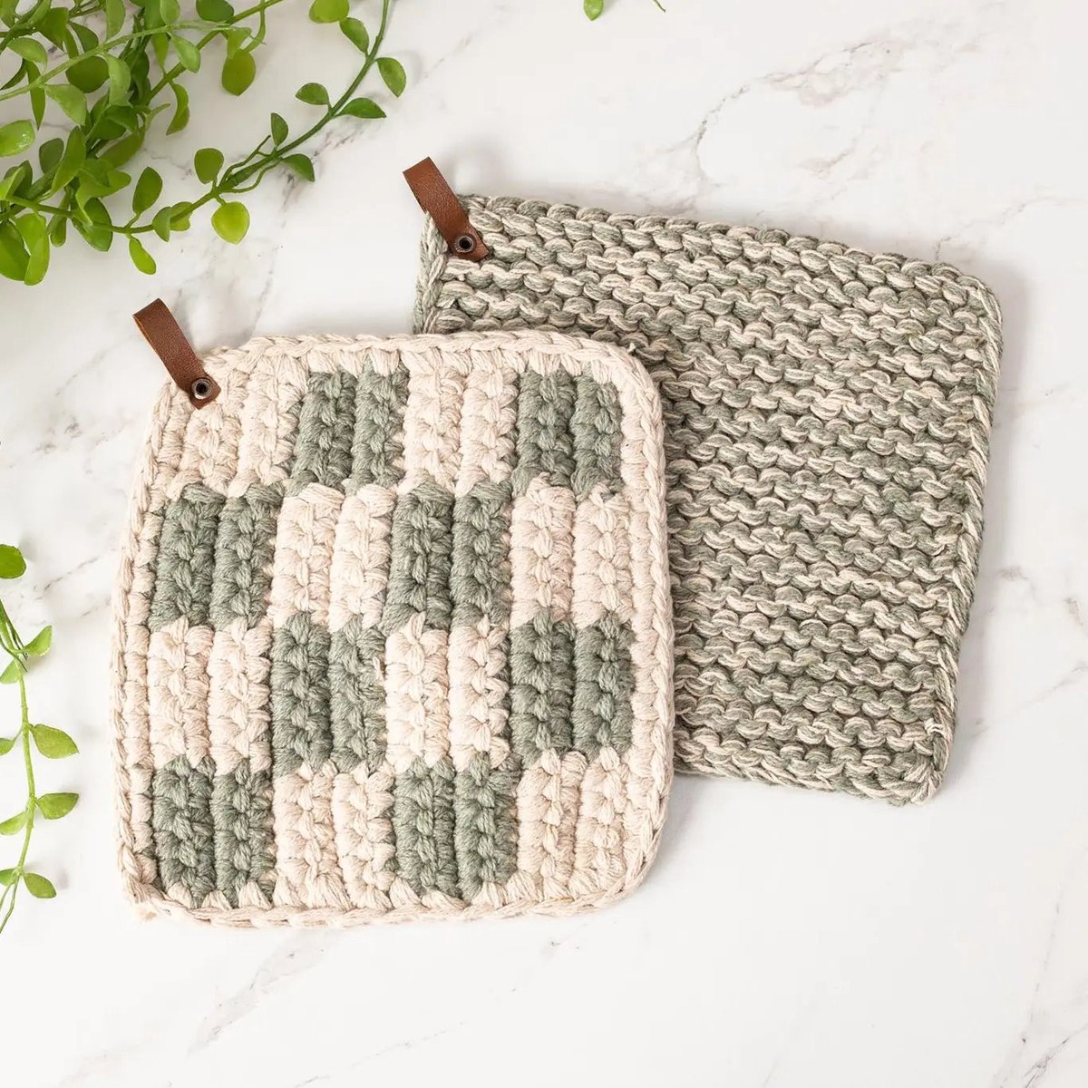 Knitted Pot Holder Sage & Cream (2 Styles)