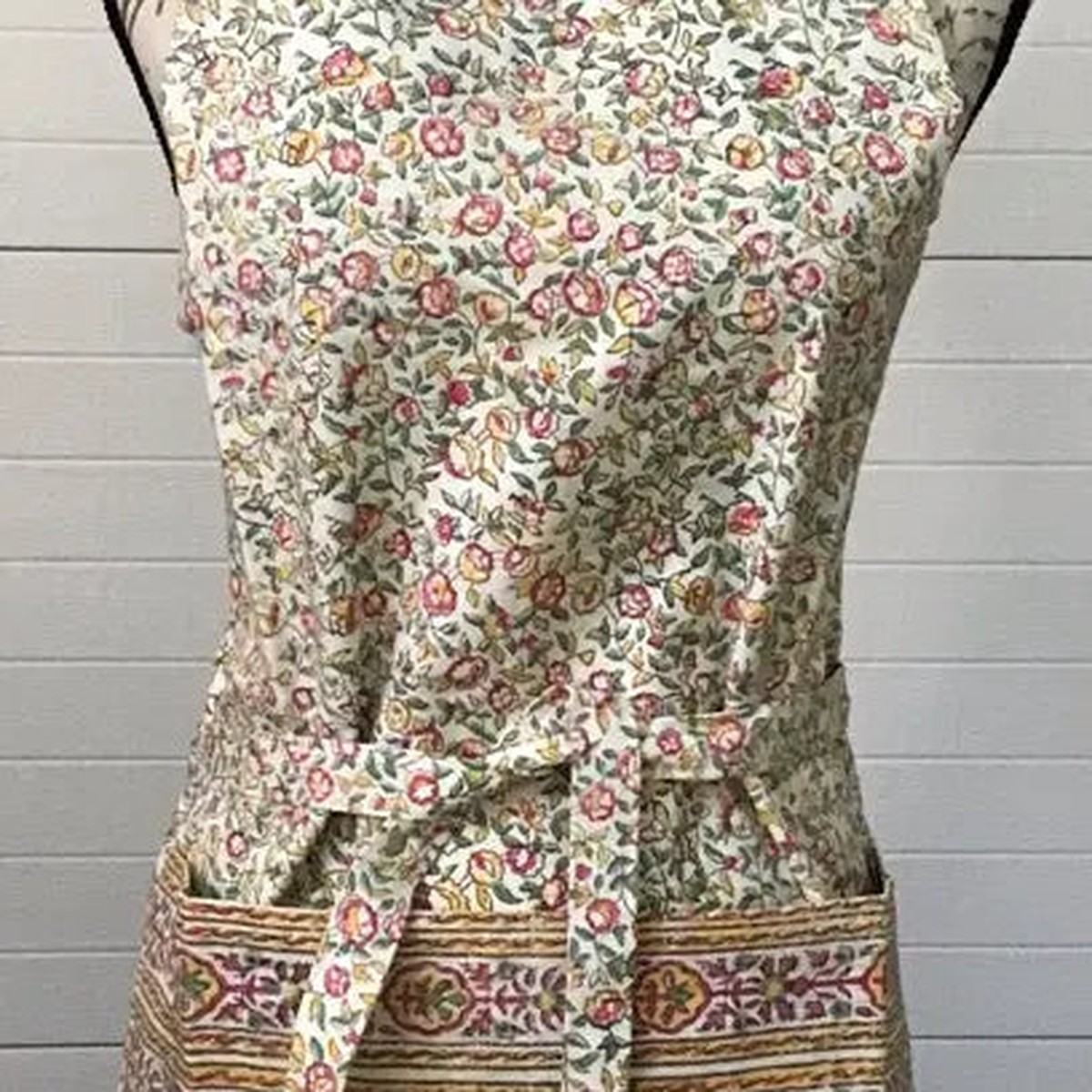 Apron Cornwall Yellow/Pink