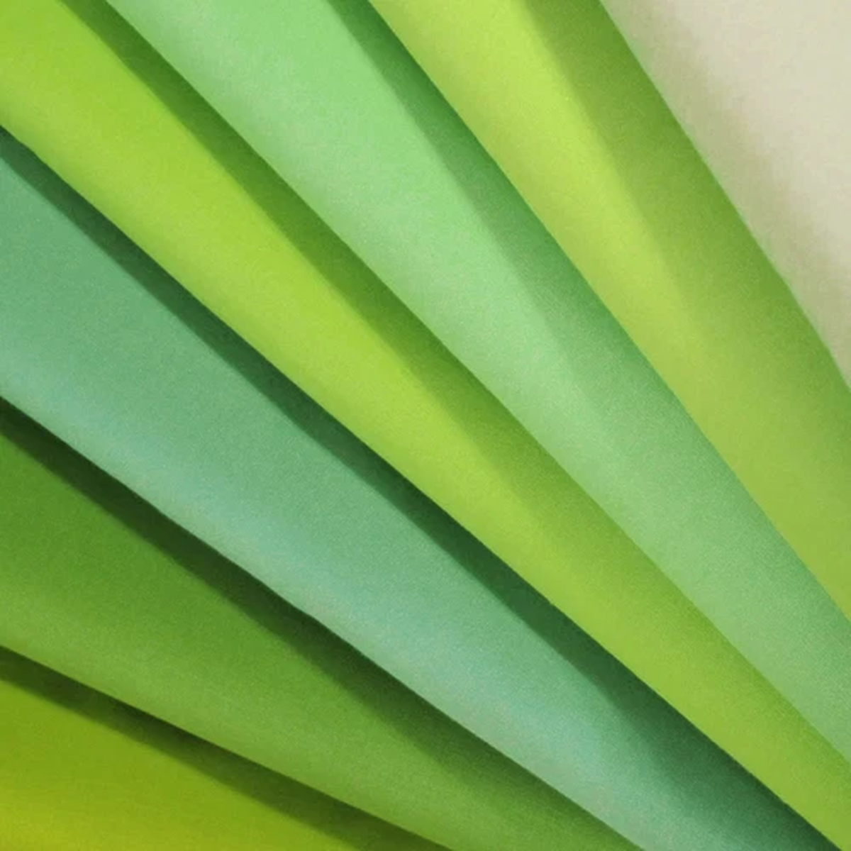 ROBERT KAUFMAN “KONA COTTON SOLID” Green #3 by the 1/2 yard