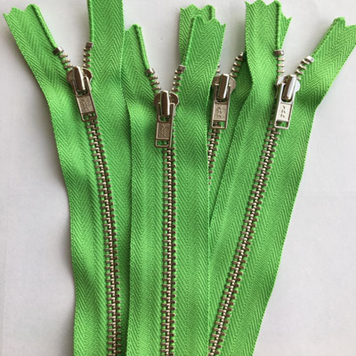 YKK Metal Zip 9 Inch Spring Green