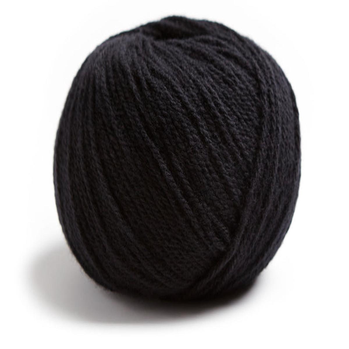 01 Black - Como