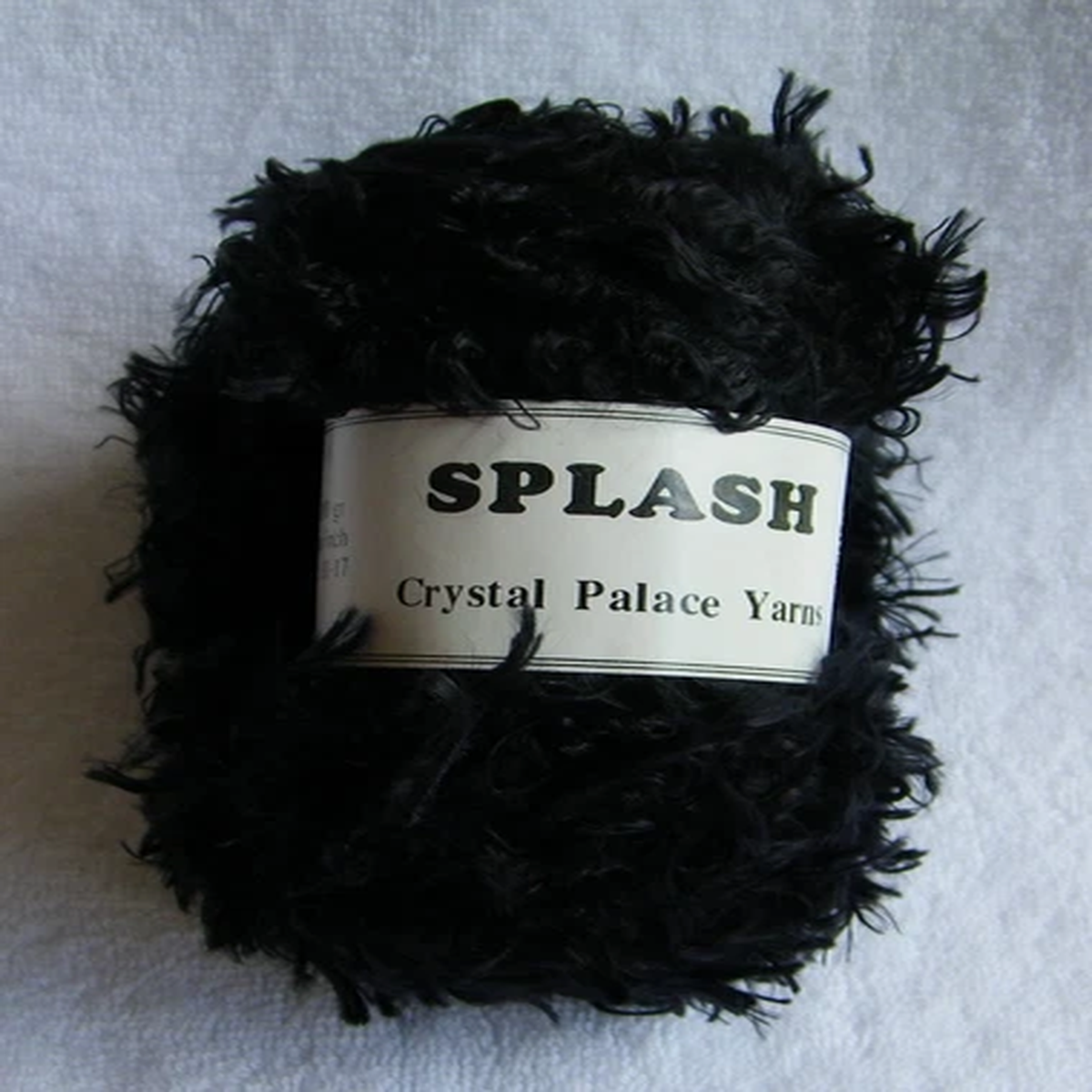 1 Skein Crystal Palace "Splash" Black Super Bulky Polyester Eyelash Novelty Yarn