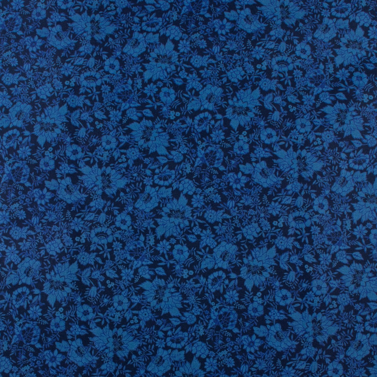 Windham Fabrics - Printed Cotton - CHINA BLUE - 005 - Midnight