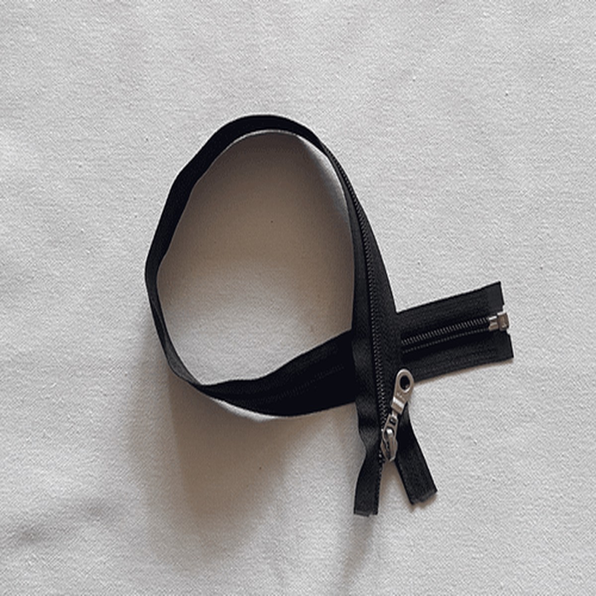 26'' Zipper Black