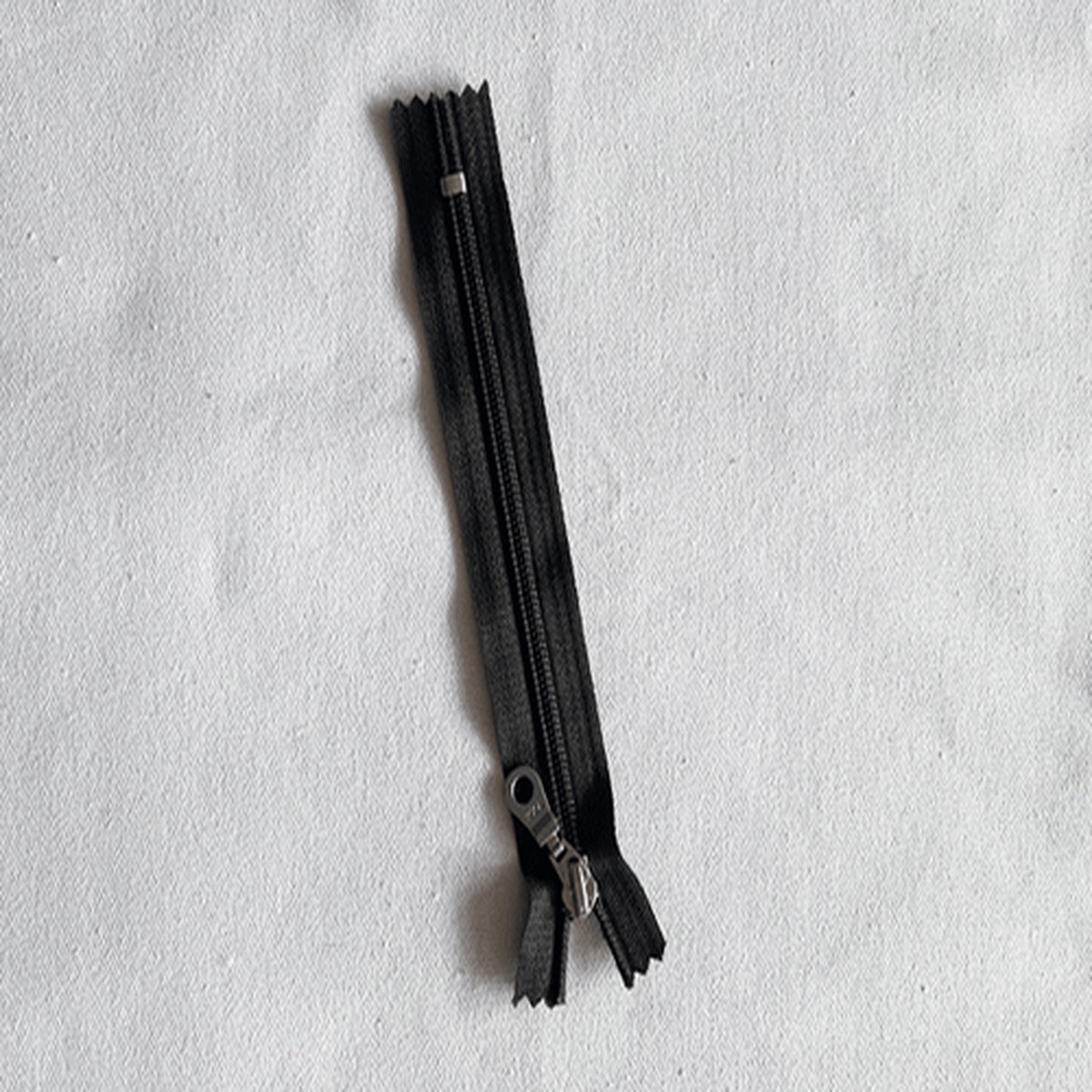 10 Pack 7'' Zipper Dark Grey